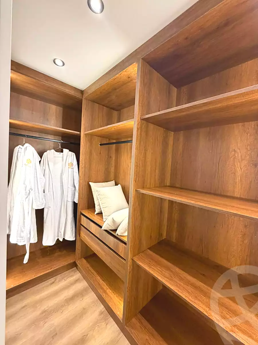 https://aqarmap.com.eg/ar/listing/7110586-for-sale-cairo-new-cairo-compounds-mwrd-fq-llttwyr