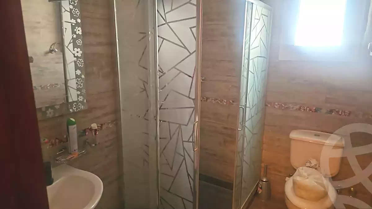 https://aqarmap.com.eg/ar/listing/7110859-for-sale-cairo-new-cairo-sharq-el-akadamiya-al-tahrir-st