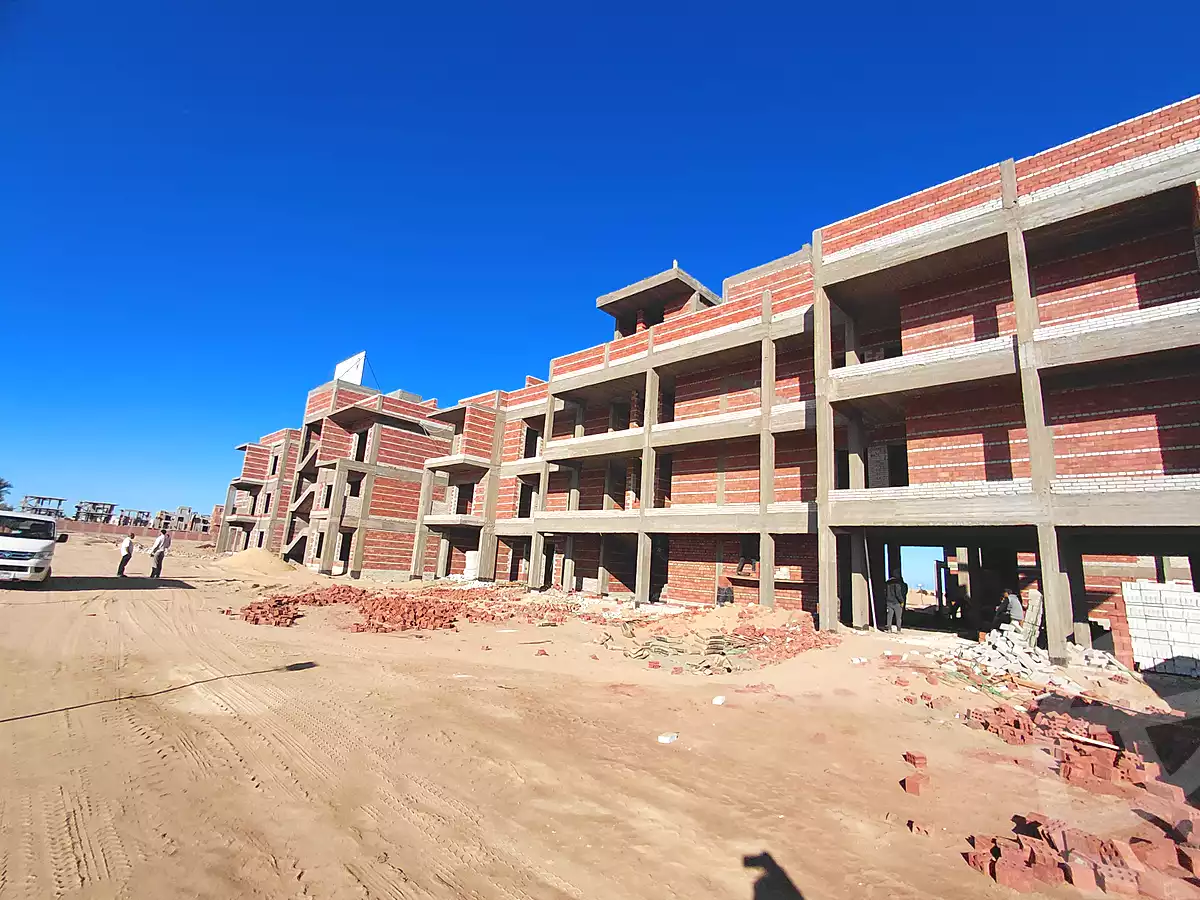 https://aqarmap.com.eg/ar/listing/7110938-for-sale-red-sea-hurghada-resorts-one-7-resort-ronberg