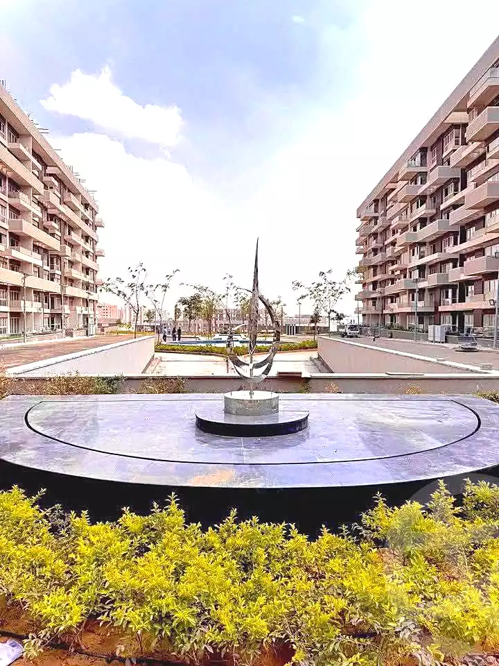 https://aqarmap.com.eg/ar/listing/7110948-for-sale-cairo-new-administrative-capital-r7-scenario