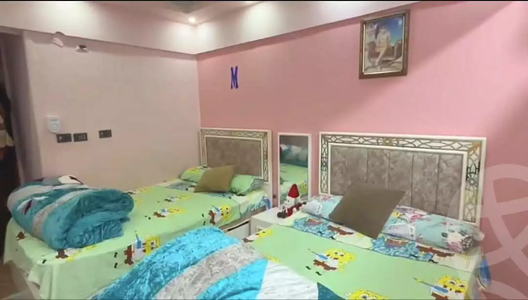 https://aqarmap.com.eg/ar/listing/7111092-for-sale-alexandria-sporting-shr-bwr-s-yd