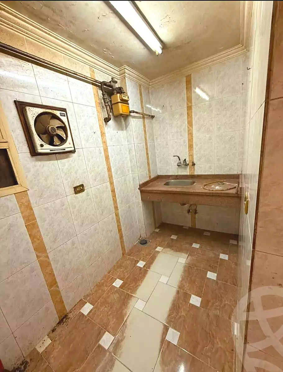 https://aqarmap.com.eg/ar/listing/7111377-for-sale-cairo-ain-shams-ain-shams-el-sharkia-el-zahraa-st