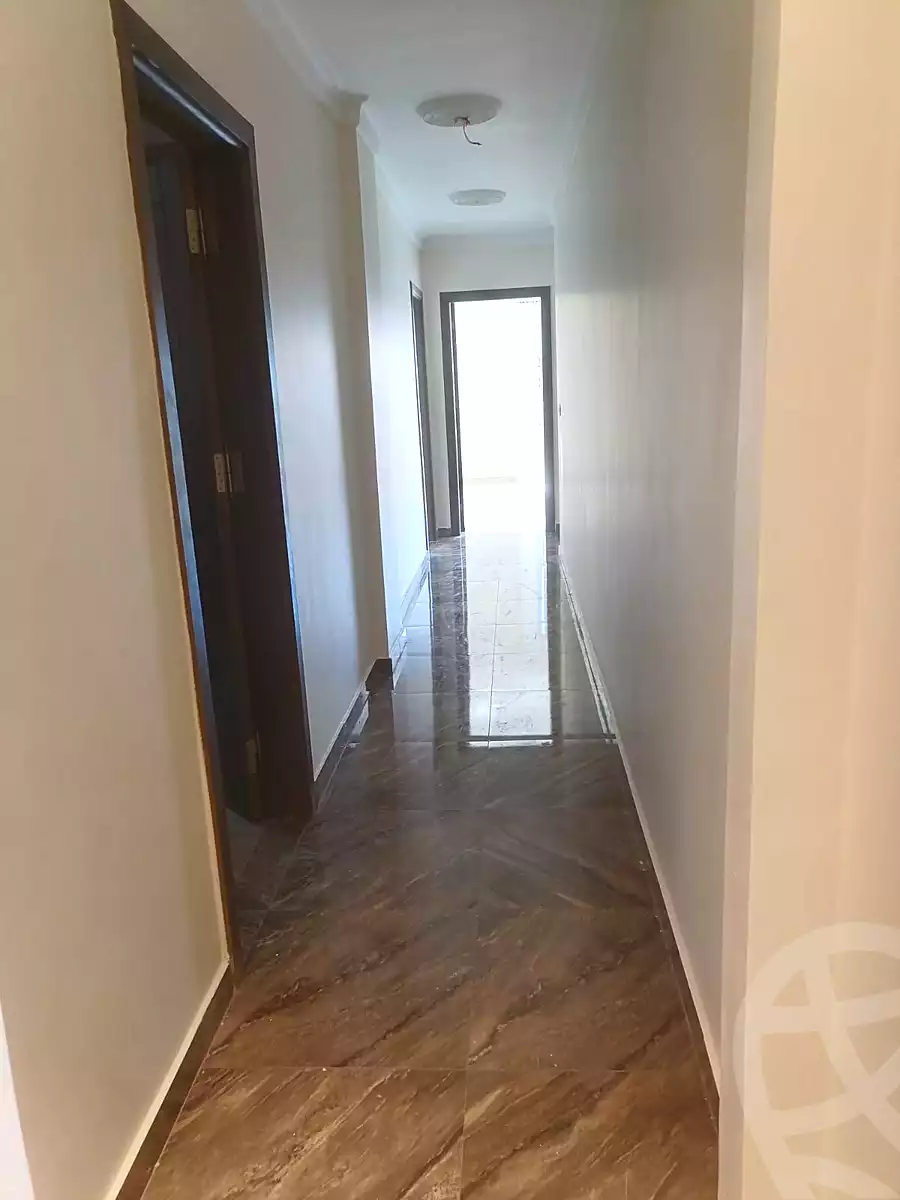 https://aqarmap.com.eg/ar/listing/7111497-for-rent-cairo-new-cairo-compounds-the-square