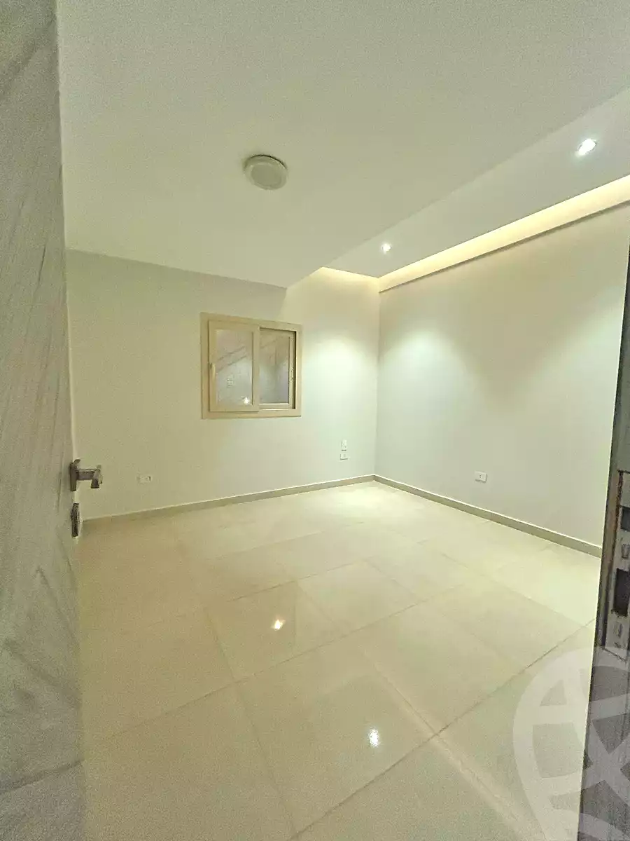 https://aqarmap.com.eg/ar/listing/7111565-for-rent-cairo-new-cairo-ganob-el-akadamiya-south-academy-h-amr-ibn-el-ass-st