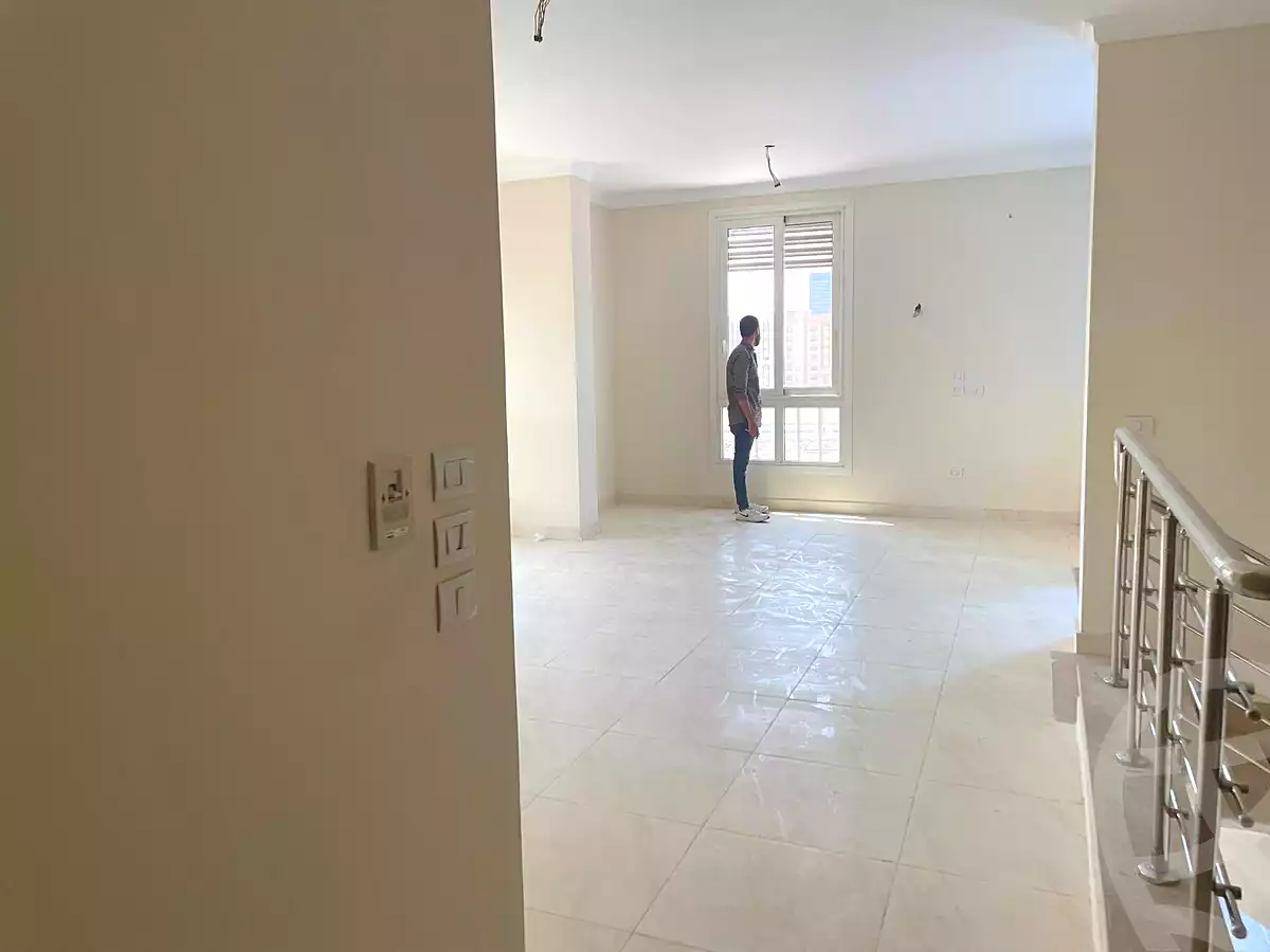 https://aqarmap.com.eg/ar/listing/7111583-for-rent-cairo-new-administrative-capital-r3-mamsha-gardens-city-edge