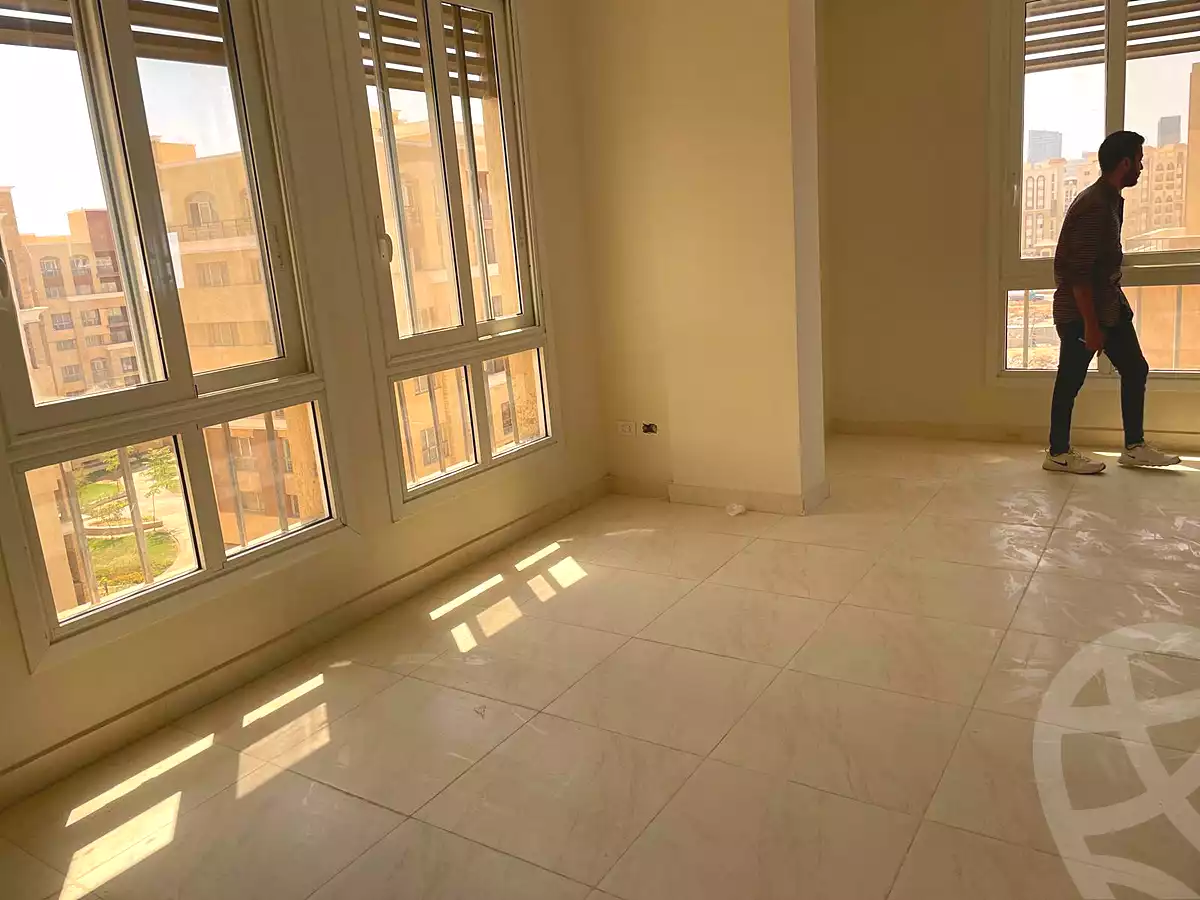 https://aqarmap.com.eg/ar/listing/7111583-for-rent-cairo-new-administrative-capital-r3-mamsha-gardens-city-edge