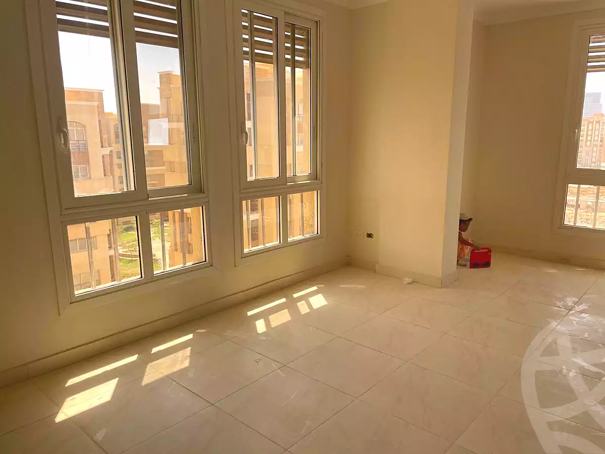 https://aqarmap.com.eg/ar/listing/7111583-for-rent-cairo-new-administrative-capital-r3-mamsha-gardens-city-edge