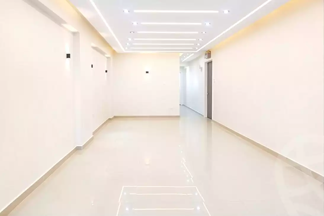 https://aqarmap.com.eg/ar/listing/7111647-for-sale-alexandria-sydy-bshr-sydy-bshr-bhry-khalil-hamada-st