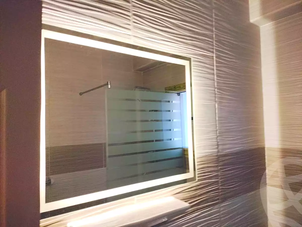 https://aqarmap.com.eg/ar/listing/7111748-for-rent-cairo-new-cairo-compounds-el-mostashareen-compound