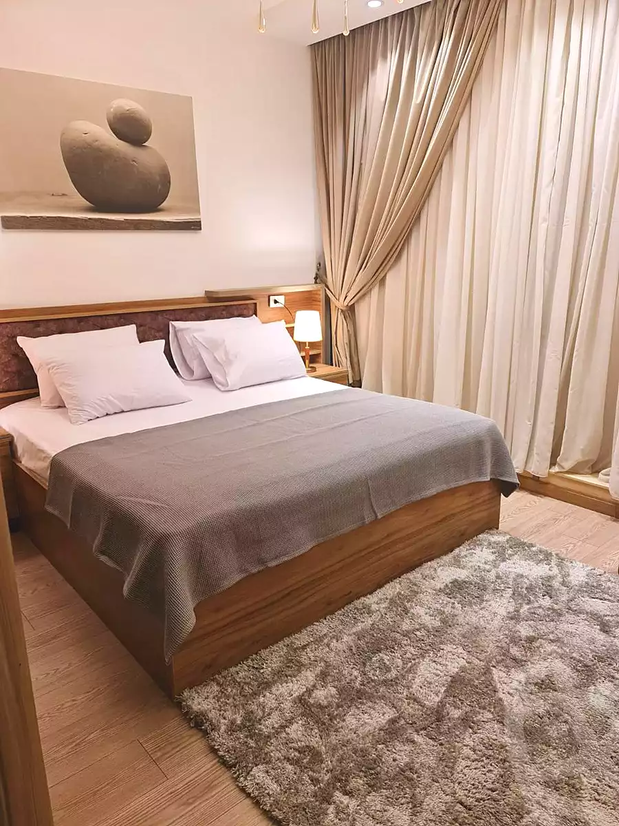 https://aqarmap.com.eg/en/listing/7111769-for-rent-cairo-new-cairo-compounds-lakeview-residence