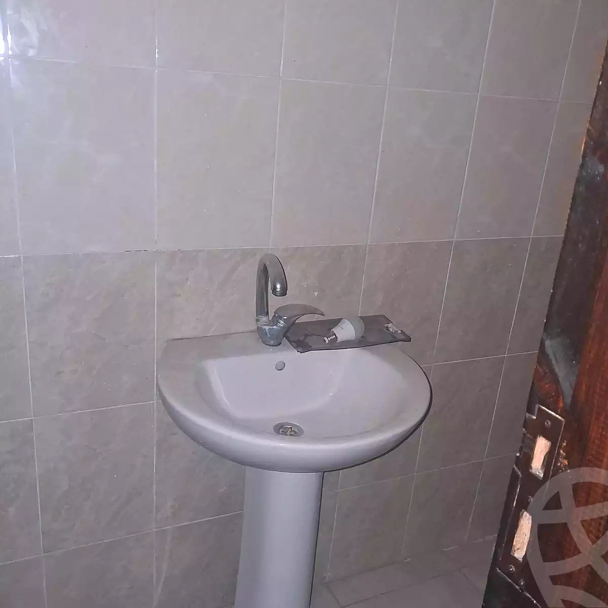 https://aqarmap.com.eg/en/listing/7111822-for-rent-alexandria-ganaklis-shr-bw-qyr-tryq-lhry
