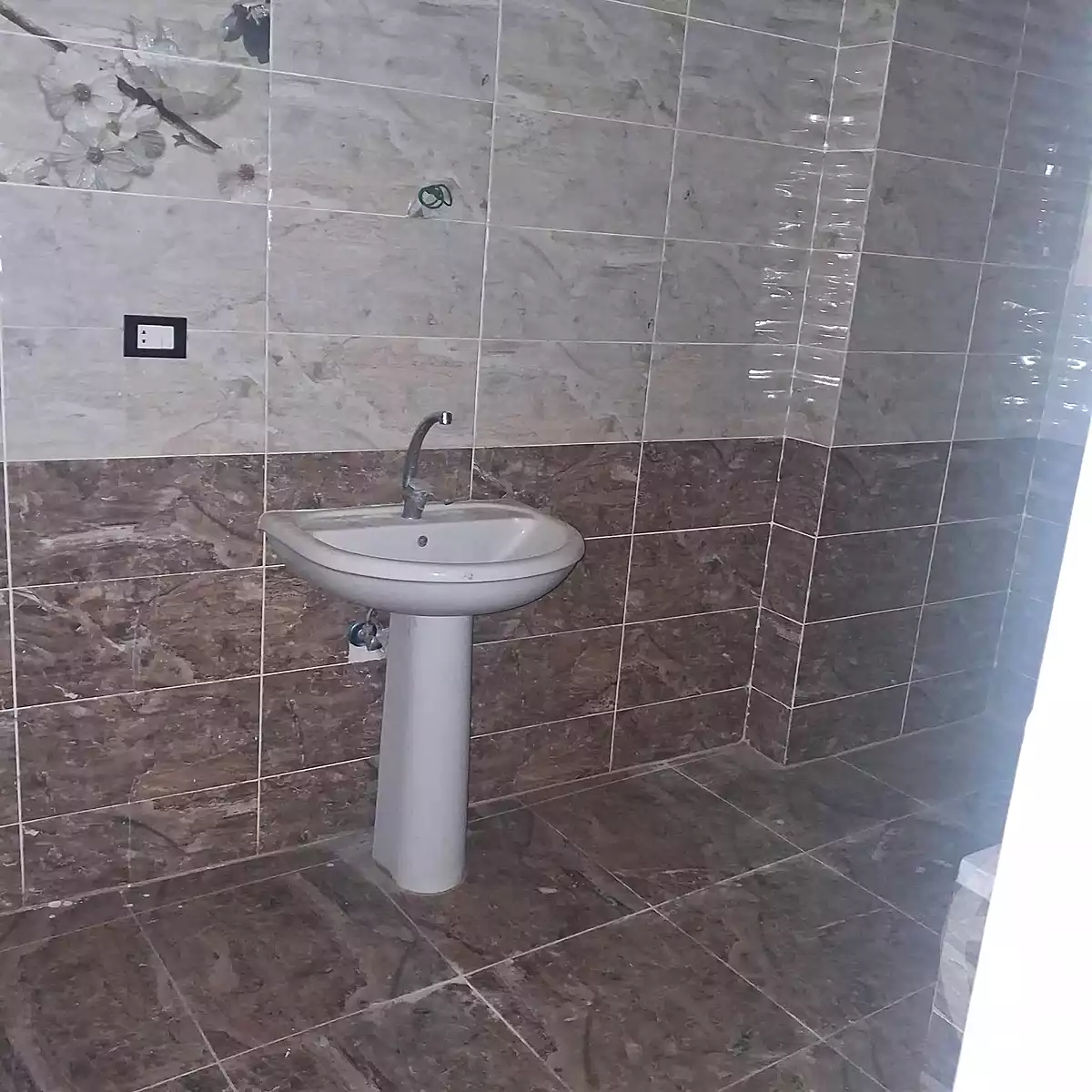 https://aqarmap.com.eg/en/listing/7111822-for-rent-alexandria-ganaklis-shr-bw-qyr-tryq-lhry