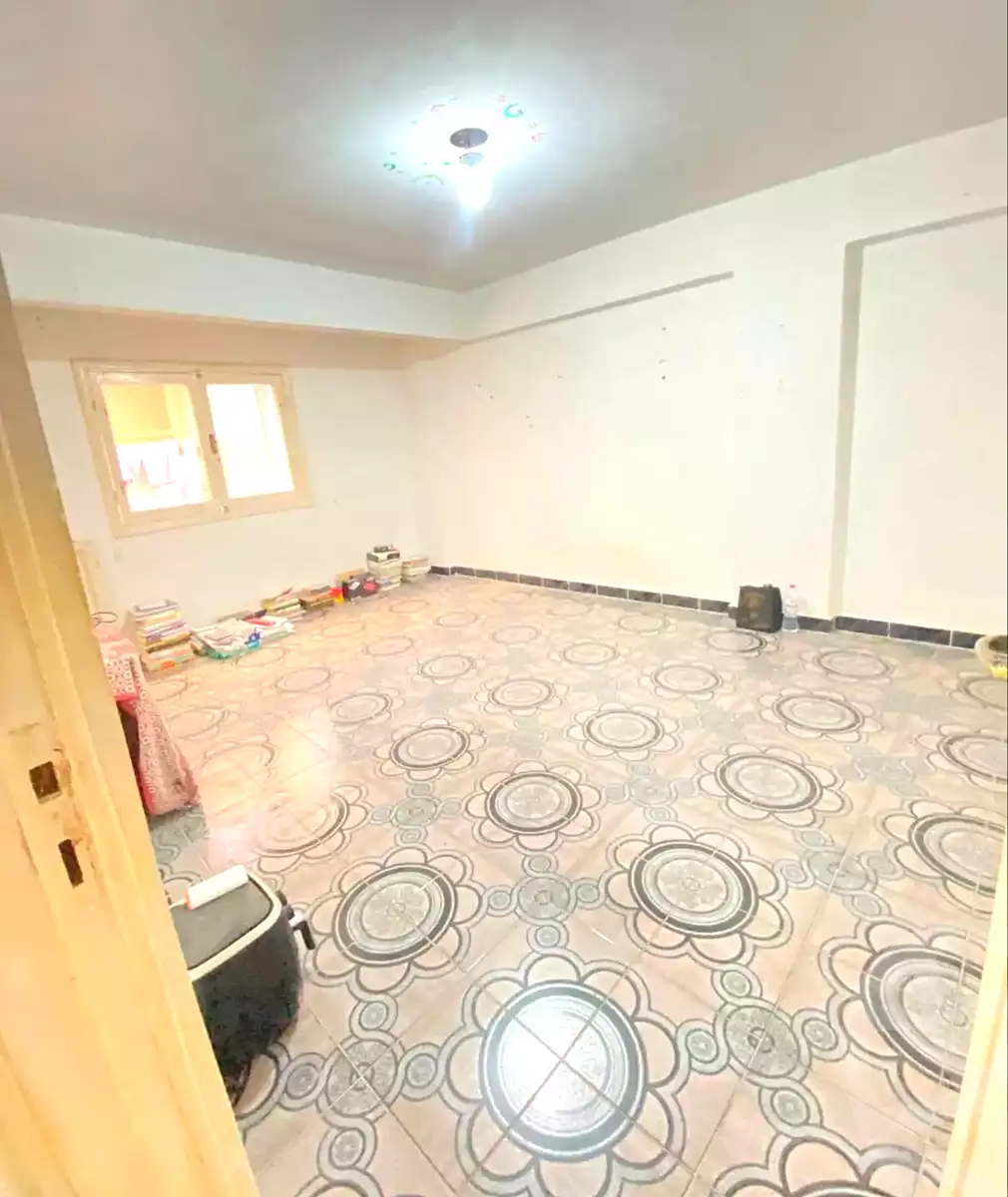 https://aqarmap.com.eg/ar/listing/7112810-for-sale-alexandria-al-agamy-el-hanouvel
