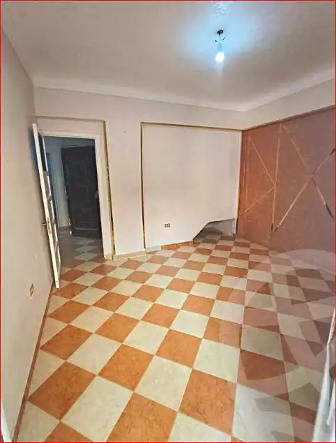 https://aqarmap.com.eg/ar/listing/7113091-for-sale-alexandria-lsywf-el-falki