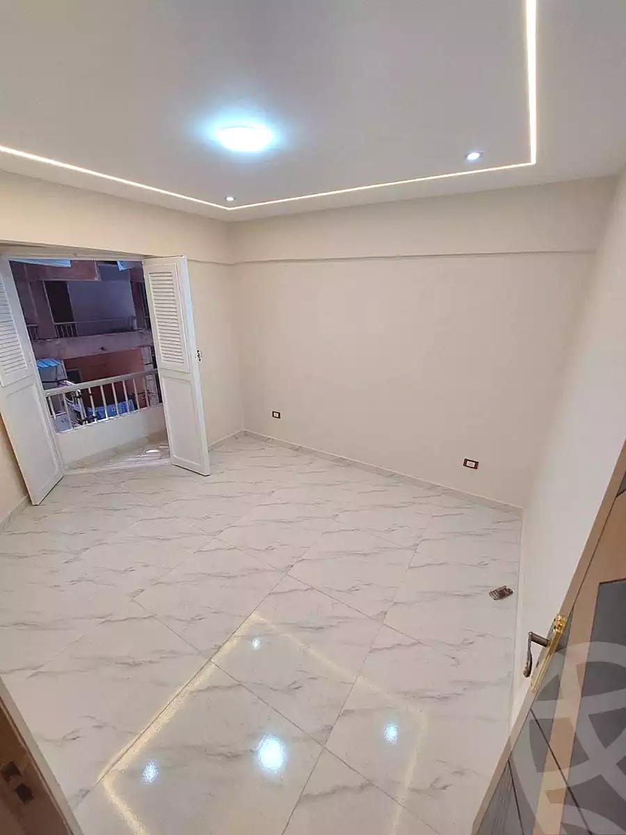 https://aqarmap.com.eg/en/listing/7113110-for-sale-alexandria-sydy-bshr-sydy-bshr-bhry-shr-khld-bn-lwlyd