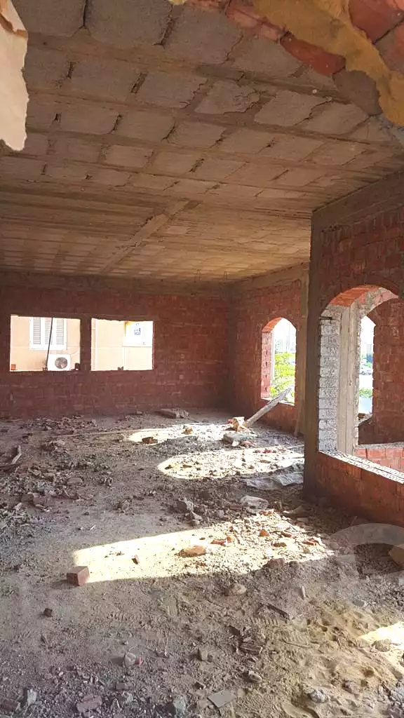 https://aqarmap.com.eg/ar/listing/7113360-for-sale-cairo-new-cairo-el-ahyaa-first-neighborhood-street-1
