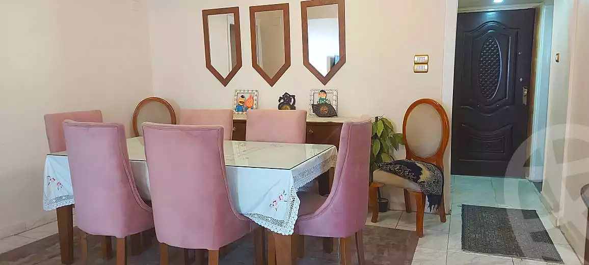 https://aqarmap.com.eg/ar/listing/7113424-for-rent-cairo-ljyz-shareaa-morad  charel degol