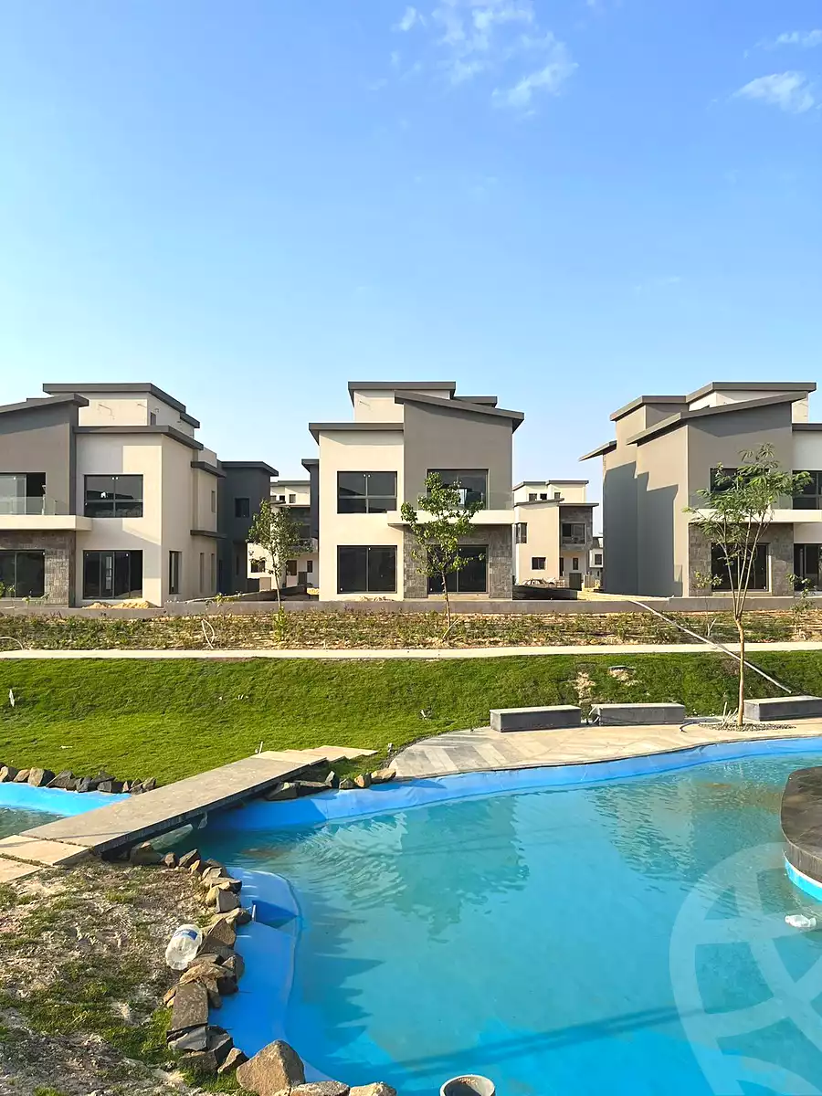https://aqarmap.com.eg/ar/listing/7113516-for-sale-cairo-new-cairo-compounds-kmbwnd-kryk-twn-il-cazar