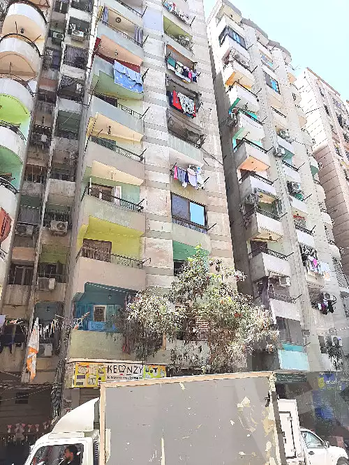 https://aqarmap.com.eg/ar/listing/7113524-for-sale-cairo-el-zaytun-lzytwn-lgrby-el-gabal-canal-st