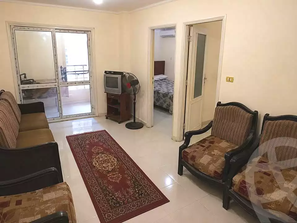 https://aqarmap.com.eg/ar/listing/7114142-for-rent-cairo-15th-of-may-family-housing