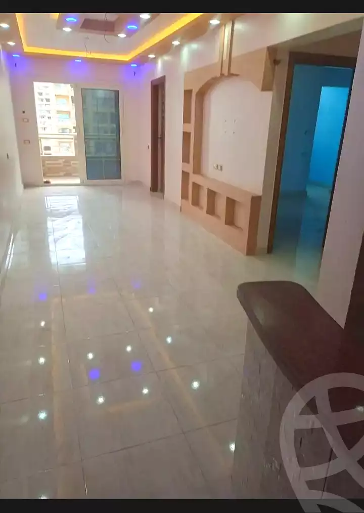 https://aqarmap.com.eg/ar/listing/7114176-for-sale-alexandria-al-agamy-lbytsh-bianchiii