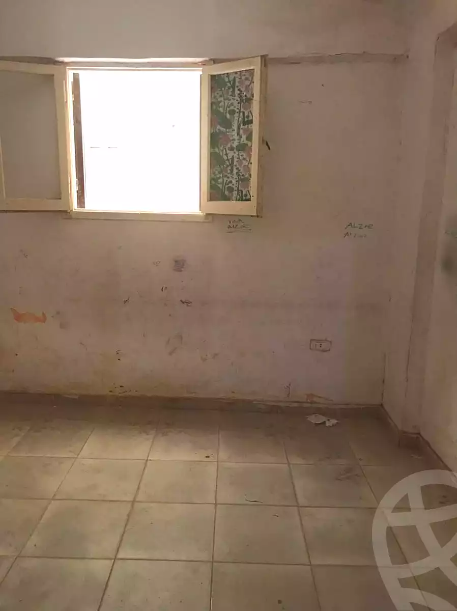 https://aqarmap.com.eg/ar/listing/7114439-for-sale-alexandria-al-agamy-el-hanouvel