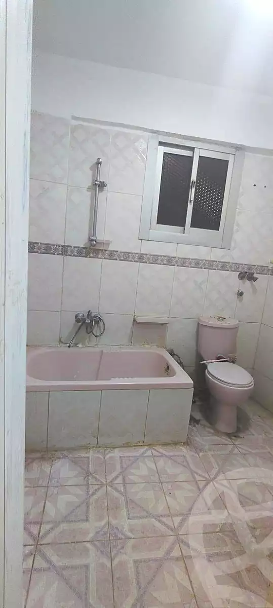 https://aqarmap.com.eg/ar/listing/7114454-for-sale-alexandria-al-agamy-lbytsh-abd-el-fattah-el-talkhawy