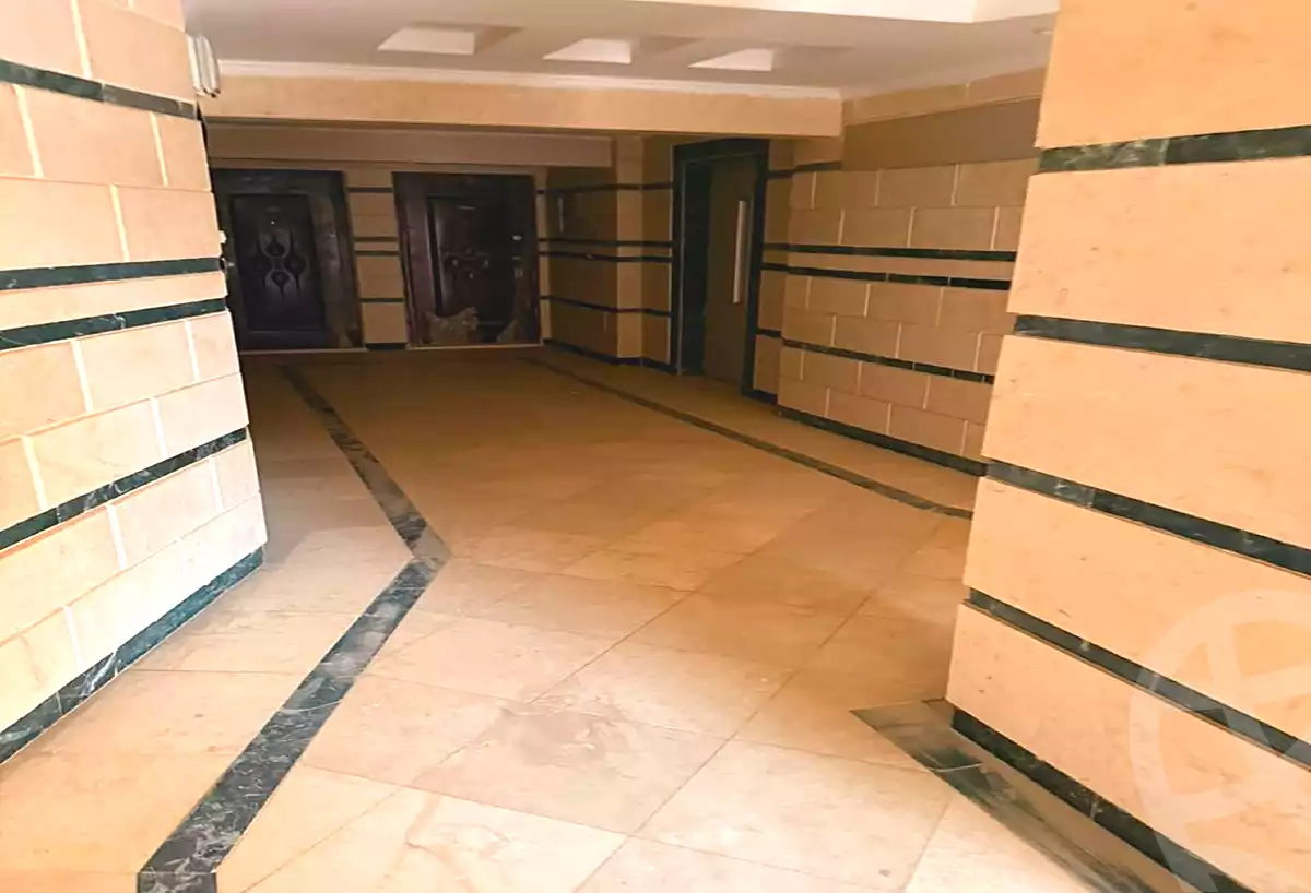 https://aqarmap.com.eg/ar/listing/7114660-for-sale-cairo-new-cairo-compounds-green-house-endowments