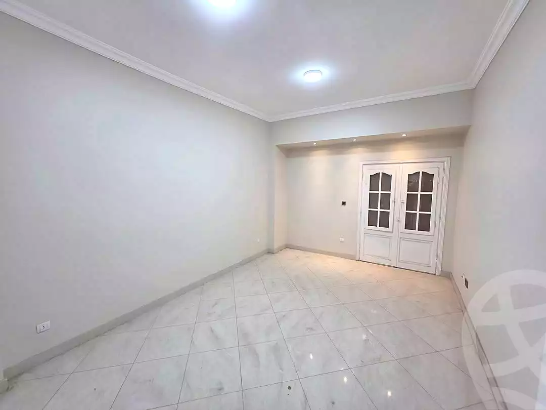 https://aqarmap.com.eg/en/listing/7114790-for-sale-cairo-new-cairo-el-yassamin-el-yasmeen-7-el-shaikh-hassan-mamoun-st