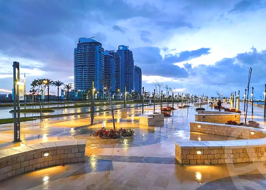 https://aqarmap.com.eg/ar/listing/7114919-for-sale-north-coast-new-alamein-mntj-t-l-lmyn-ljdyd-beachfront-tower-city-edge