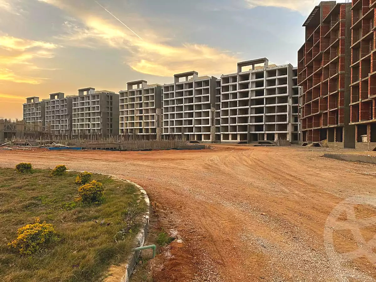 https://aqarmap.com.eg/ar/listing/7114986-for-sale-cairo-new-administrative-capital-r8-moraya-edge-stone