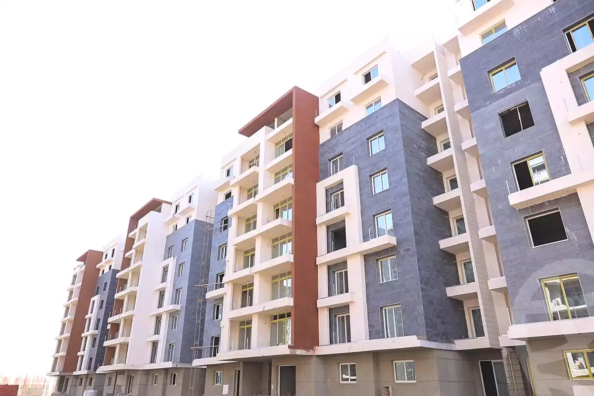 https://aqarmap.com.eg/en/listing/7115020-for-sale-cairo-new-administrative-capital-r7-oia
