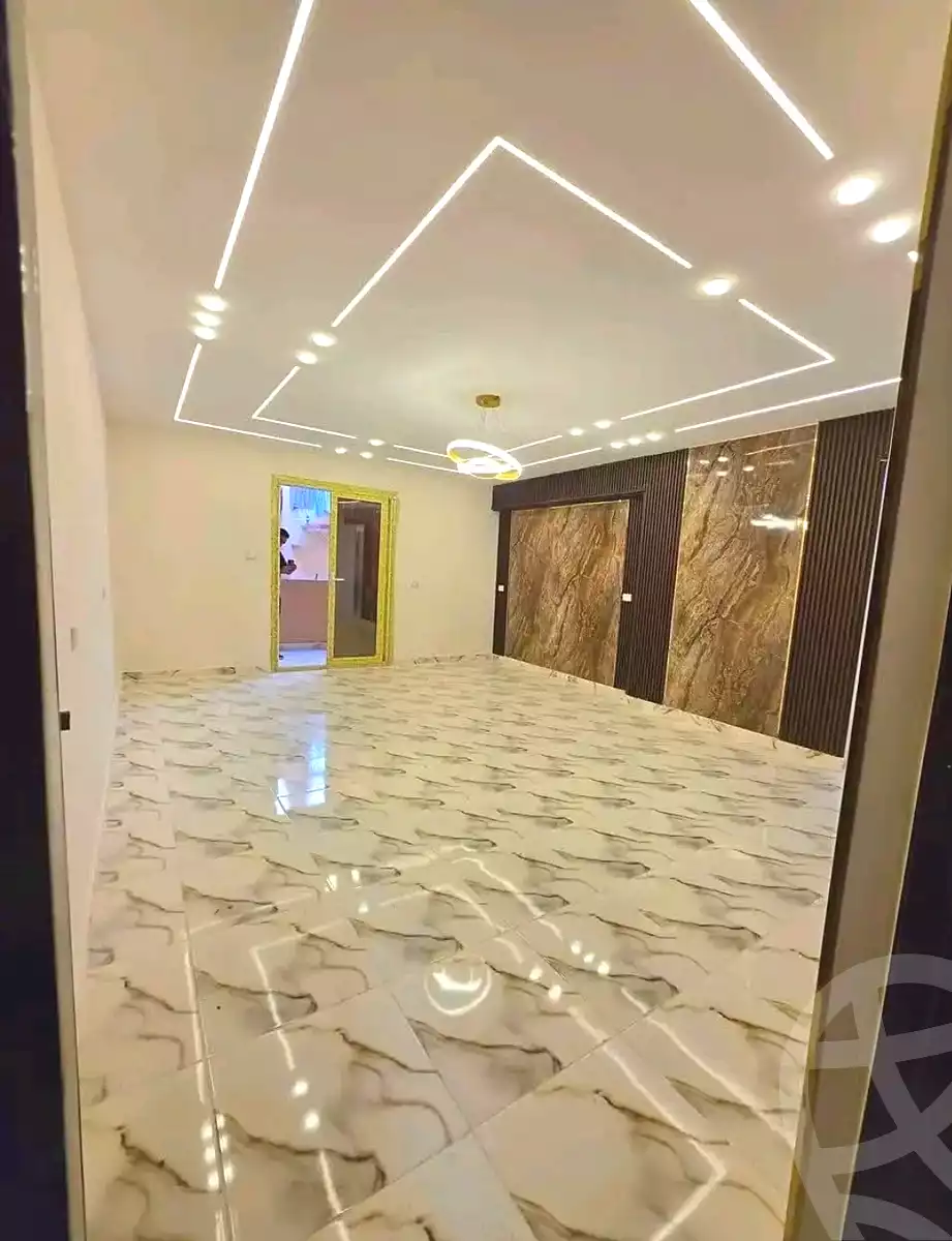 https://aqarmap.com.eg/en/listing/7115341-for-sale-alexandria-al-agamy-el-hanouvel-abo-bakr-el-sedeek-st
