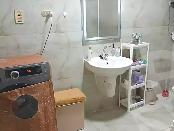 https://aqarmap.com.eg/en/listing/7115488-for-sale-cairo-manial-el-rawda-st