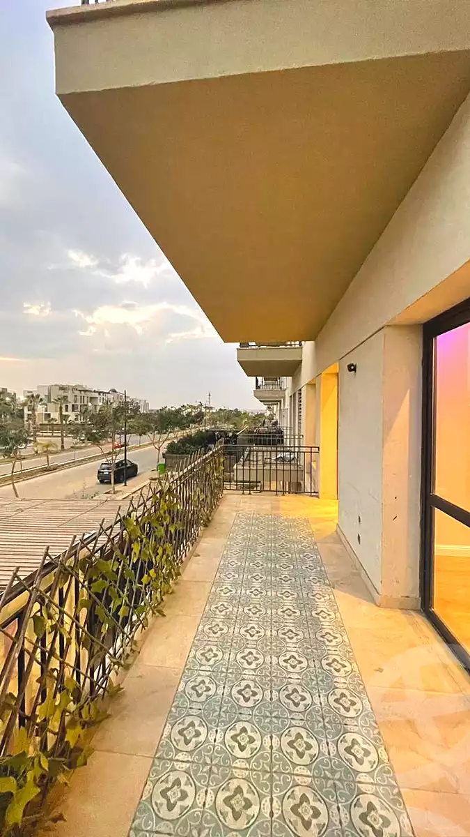 https://aqarmap.com.eg/ar/listing/7115529-for-rent-cairo-el-sheikh-zayed-city-compounds-the-courtyard