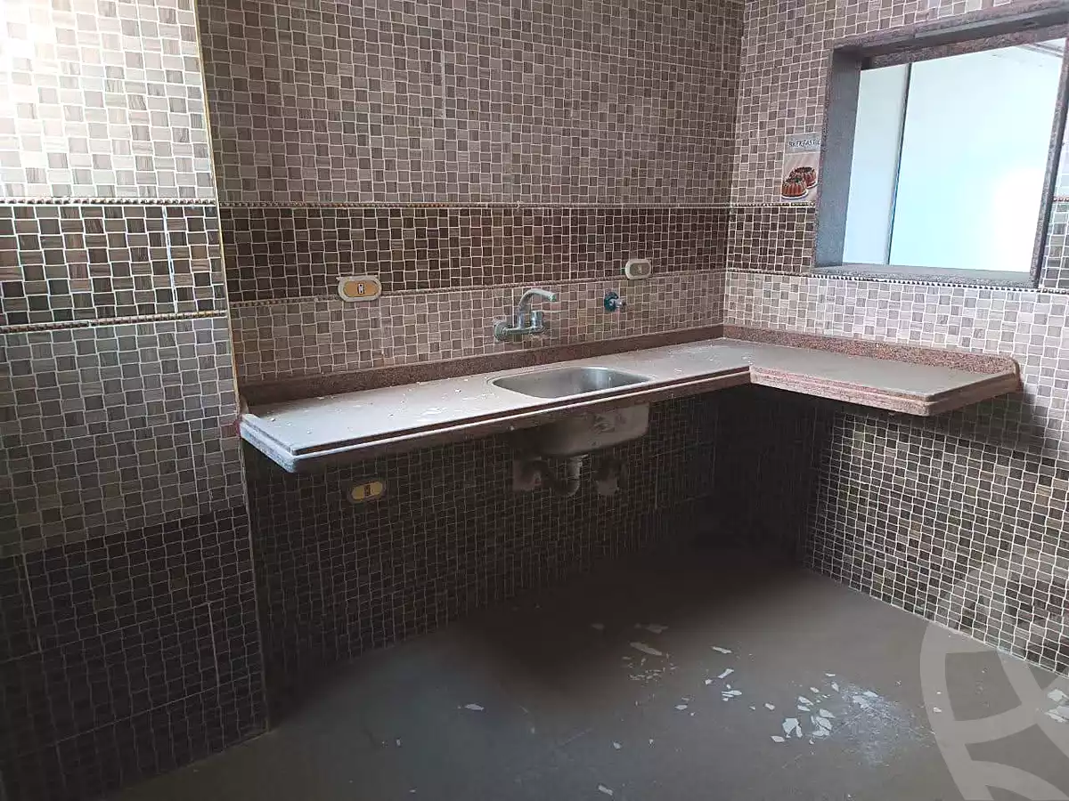 https://aqarmap.com.eg/ar/listing/7115586-for-sale-alexandria-lsywf-el-seyouf-qebly