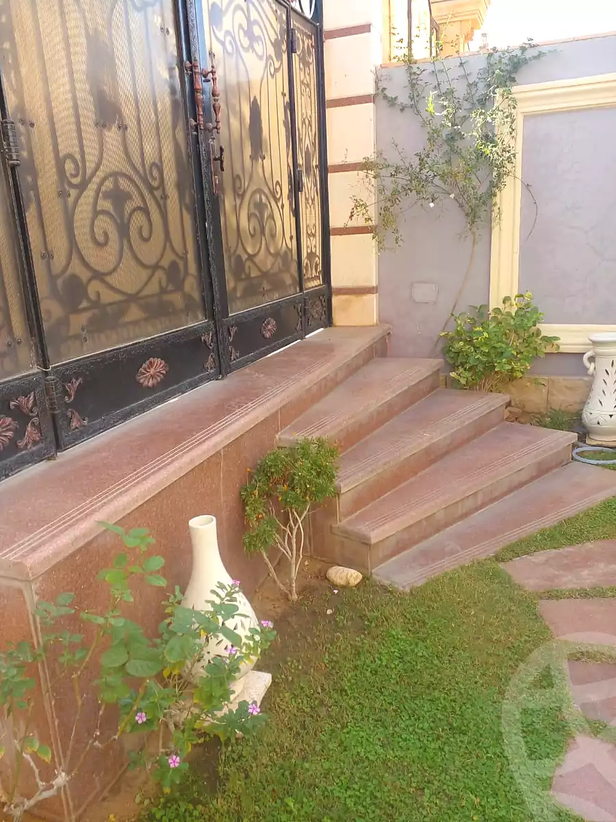 https://aqarmap.com.eg/ar/listing/7115653-for-sale-cairo-new-cairo-ganob-el-akadamiya-south-academy-d-khaled-ibn-el-waleed-st