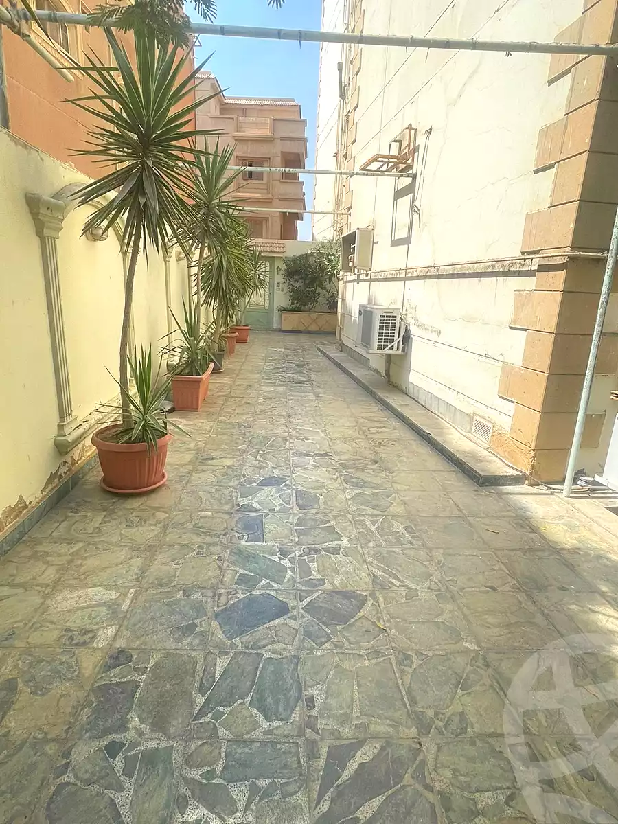 https://aqarmap.com.eg/ar/listing/7115657-for-sale-cairo-new-cairo-ganob-el-akadamiya-south-academy-h-amr-ibn-el-ass-st