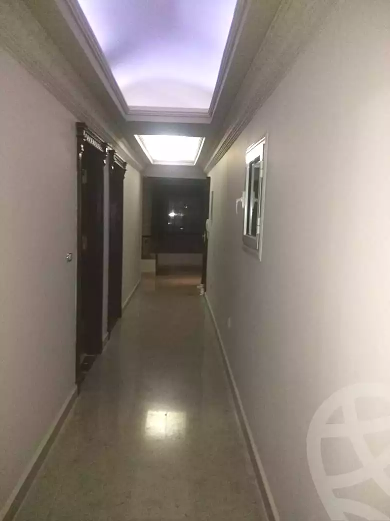 https://aqarmap.com.eg/ar/listing/7115835-for-sale-cairo-new-cairo-ganob-el-akadamiya-south-academy-d-khaled-ibn-el-waleed-st