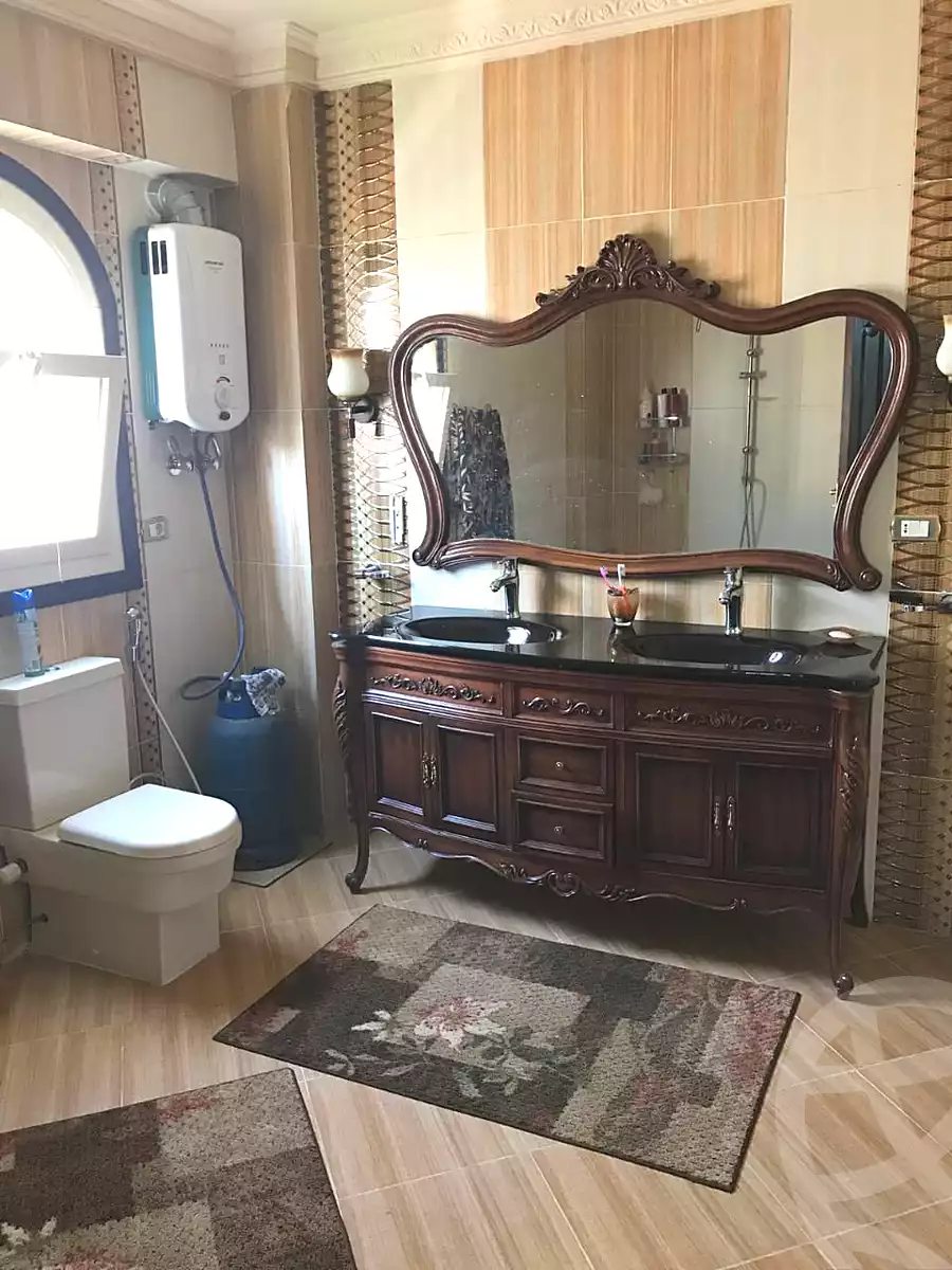 https://aqarmap.com.eg/ar/listing/7115835-for-sale-cairo-new-cairo-ganob-el-akadamiya-south-academy-d-khaled-ibn-el-waleed-st