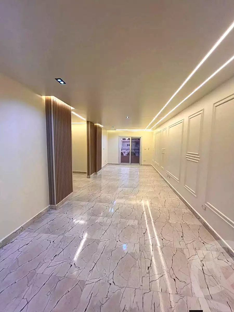 https://aqarmap.com.eg/ar/listing/7115864-for-sale-alexandria-al-agamy-lbytsh-bianchiii