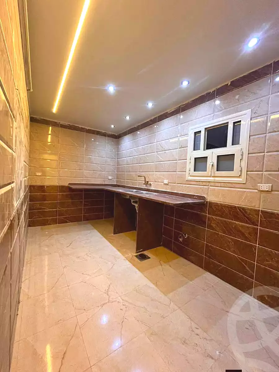 https://aqarmap.com.eg/ar/listing/7115864-for-sale-alexandria-al-agamy-lbytsh-bianchiii