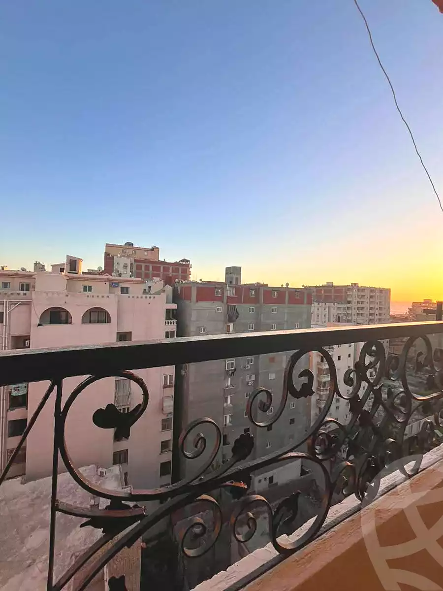 https://aqarmap.com.eg/ar/listing/7115864-for-sale-alexandria-al-agamy-lbytsh-bianchiii