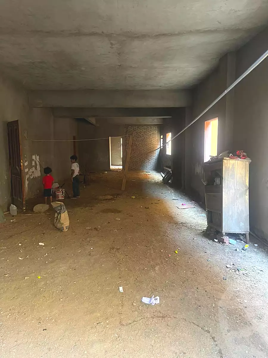 https://aqarmap.com.eg/ar/listing/7115878-for-sale-cairo-new-cairo-ganob-el-akadamiya-south-academy-b-taha-hussein-st