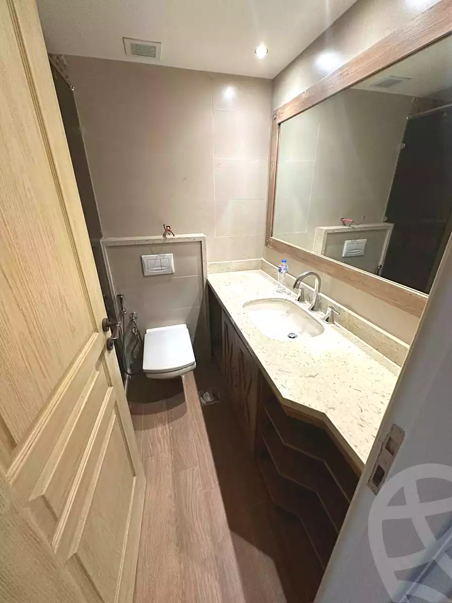 https://aqarmap.com.eg/ar/listing/7115895-for-sale-cairo-new-cairo-ganob-el-akadamiya-south-academy-d-khaled-ibn-el-waleed-st