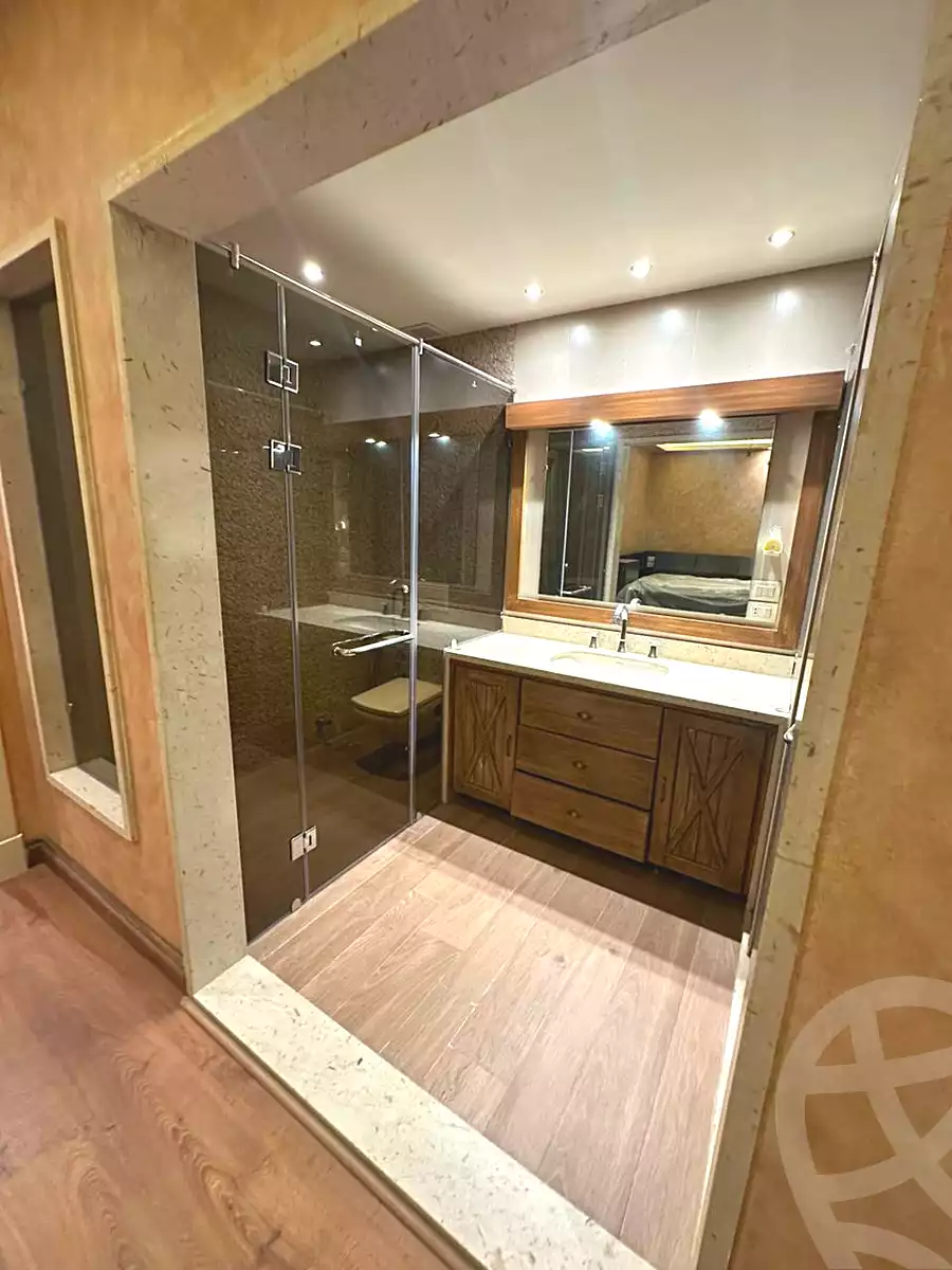 https://aqarmap.com.eg/ar/listing/7115895-for-sale-cairo-new-cairo-ganob-el-akadamiya-south-academy-d-khaled-ibn-el-waleed-st