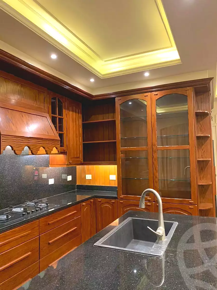 https://aqarmap.com.eg/ar/listing/7115895-for-sale-cairo-new-cairo-ganob-el-akadamiya-south-academy-d-khaled-ibn-el-waleed-st