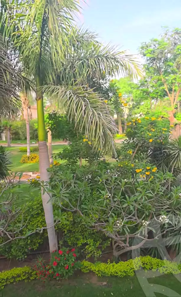 https://aqarmap.com.eg/en/listing/7116156-for-sale-cairo-new-cairo-compounds-flowers-park