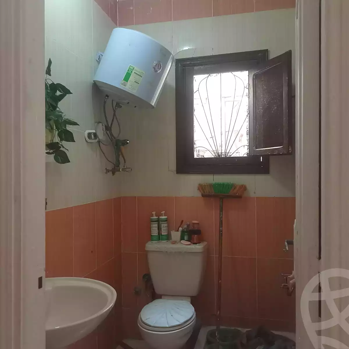 https://aqarmap.com.eg/ar/listing/7116656-for-sale-alexandria-al-agamy-el-hanouvel-el-warsha-st