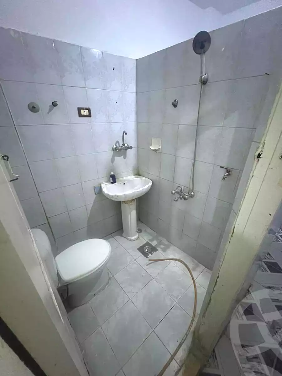 https://aqarmap.com.eg/en/listing/7117008-for-sale-alexandria-lsywf-el-falki